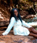 Dating Woman Kenya to Nairobi : Sandra, 23 years